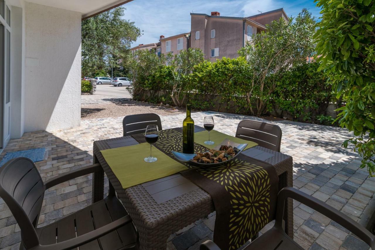 Apartment Arna Krk Town Kültér fotó